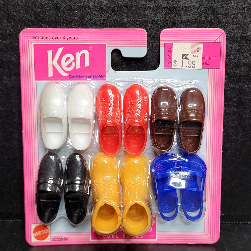 1997 Ken Little Extras Cool Shoes #67036-84